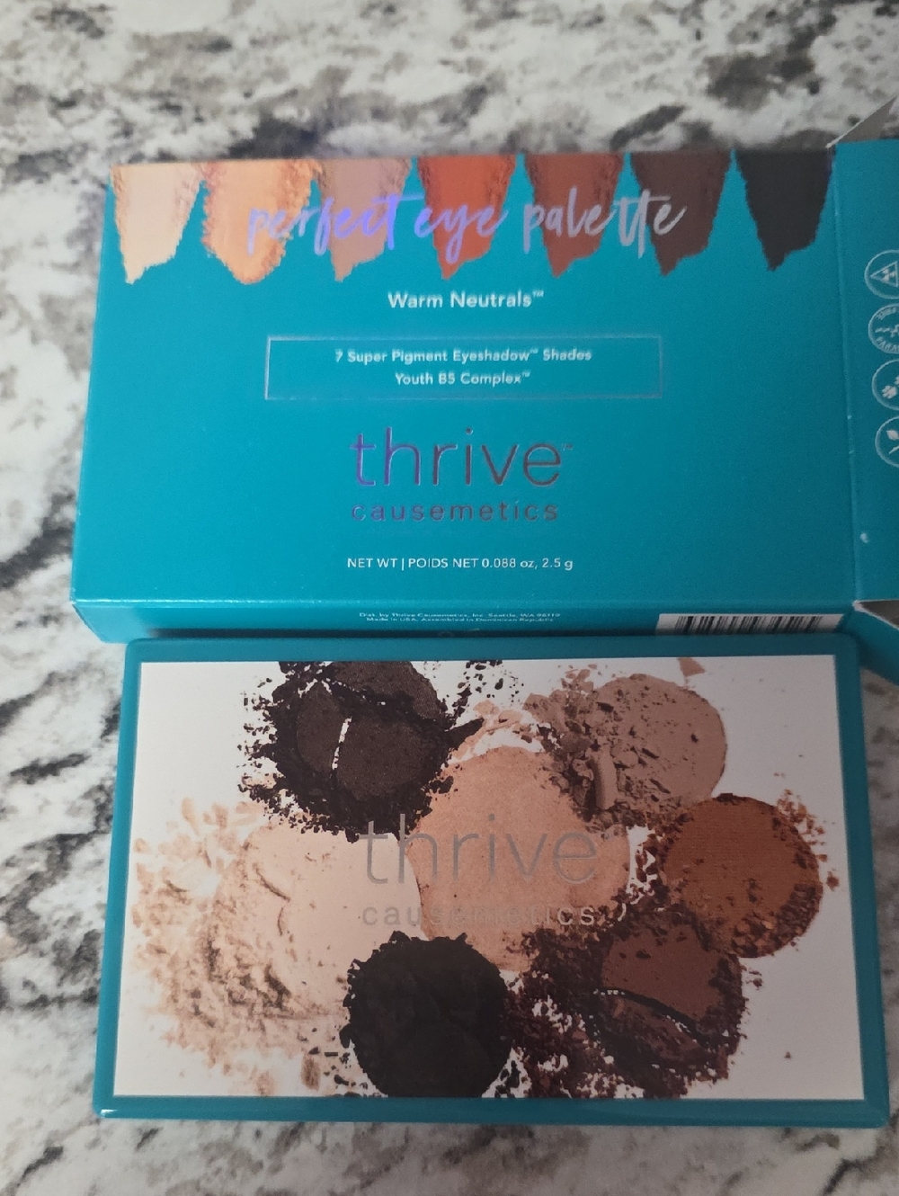 NIB- Thrive Causemetics Warm Neutrals Eyeshadow Palette - Beige, Brown, Black